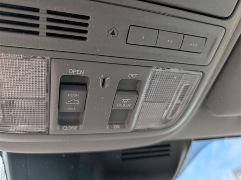 Used 2020 Honda CR-V EX-L image 12