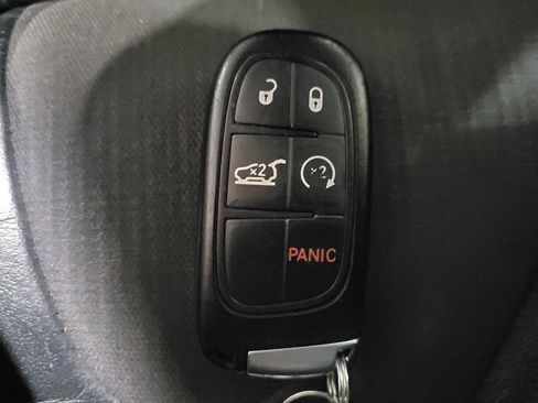 Used 2018 Jeep Cherokee Trailhawk w/ Comfort/Convenience Group image 32