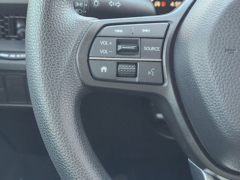 Certified 2025 Honda CR-V LX image 28