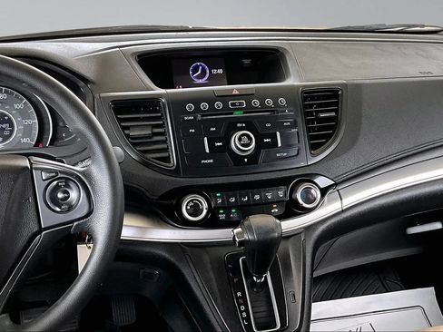 Used 2016 Honda CR-V SE image 9