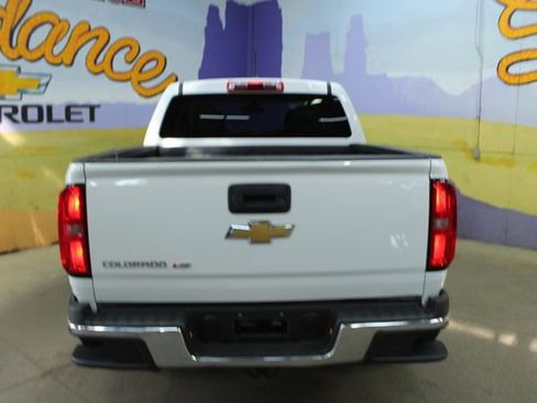 Used 2020 Chevrolet Colorado W/T w/ WT Convenience Package AWD/4WD image 7