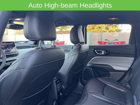 Used 2023 Jeep Compass Limited image 23