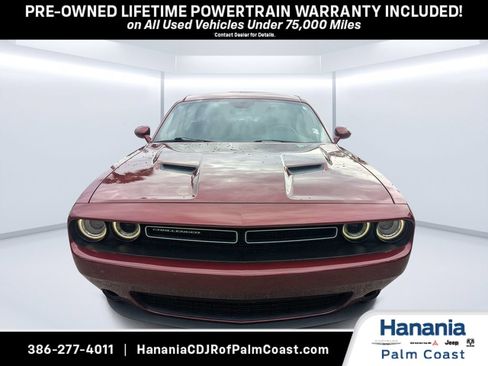 Used 2022 Dodge Challenger SXT RWD image 8