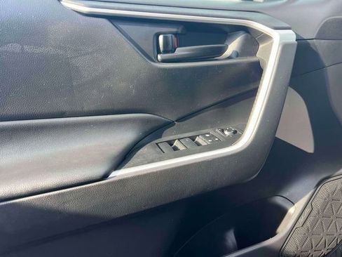 Certified 2023 Toyota RAV4 LE image 20