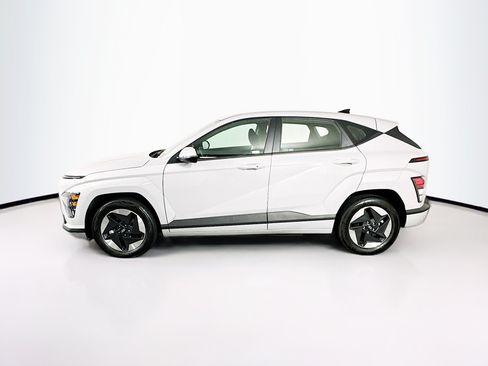 Used 2024 Hyundai Kona SE FWD image 4