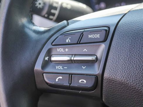 Used 2021 Hyundai Kona SEL FWD image 32