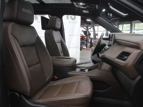 Used 2021 Chevrolet Tahoe High Country image 33