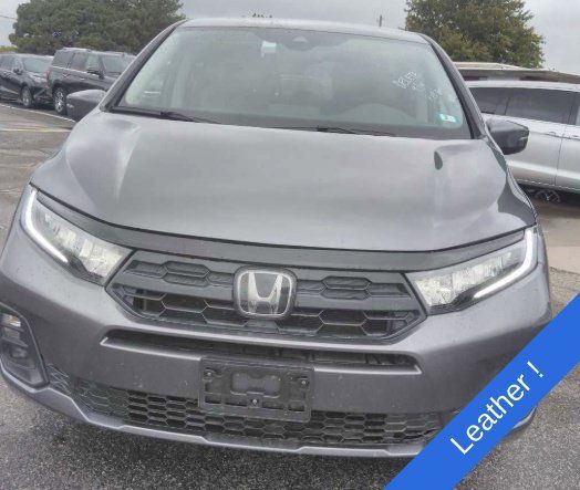 Used 2025 Honda Odyssey EX-L image 2