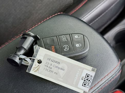 Used 2019 Jeep Compass Trailhawk w/ Cold Weather Group image 22