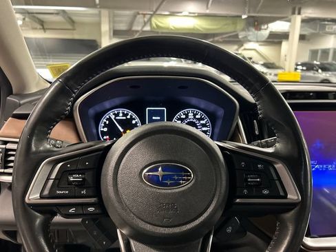 Certified 2022 Subaru Outback Touring AWD/4WD image 12