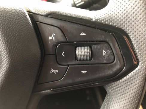 Certified 2023 Chevrolet TrailBlazer LT w/ Convenience Package image 34