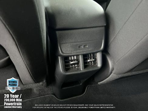 Used 2025 Chevrolet Equinox LT image 23