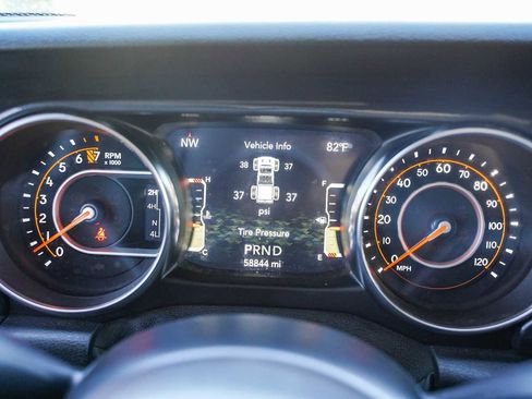 Used 2021 Jeep Gladiator Sport image 22