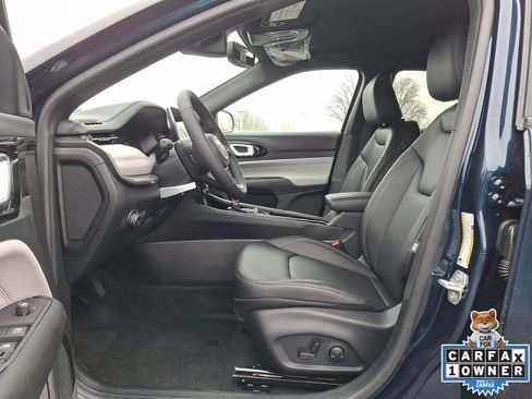 New 2026 Jeep Compass Limited image 7