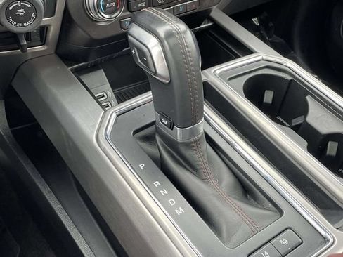 Used 2018 Ford F150 Platinum w/ Equipment Group 701A Luxury AWD/4WD image 30