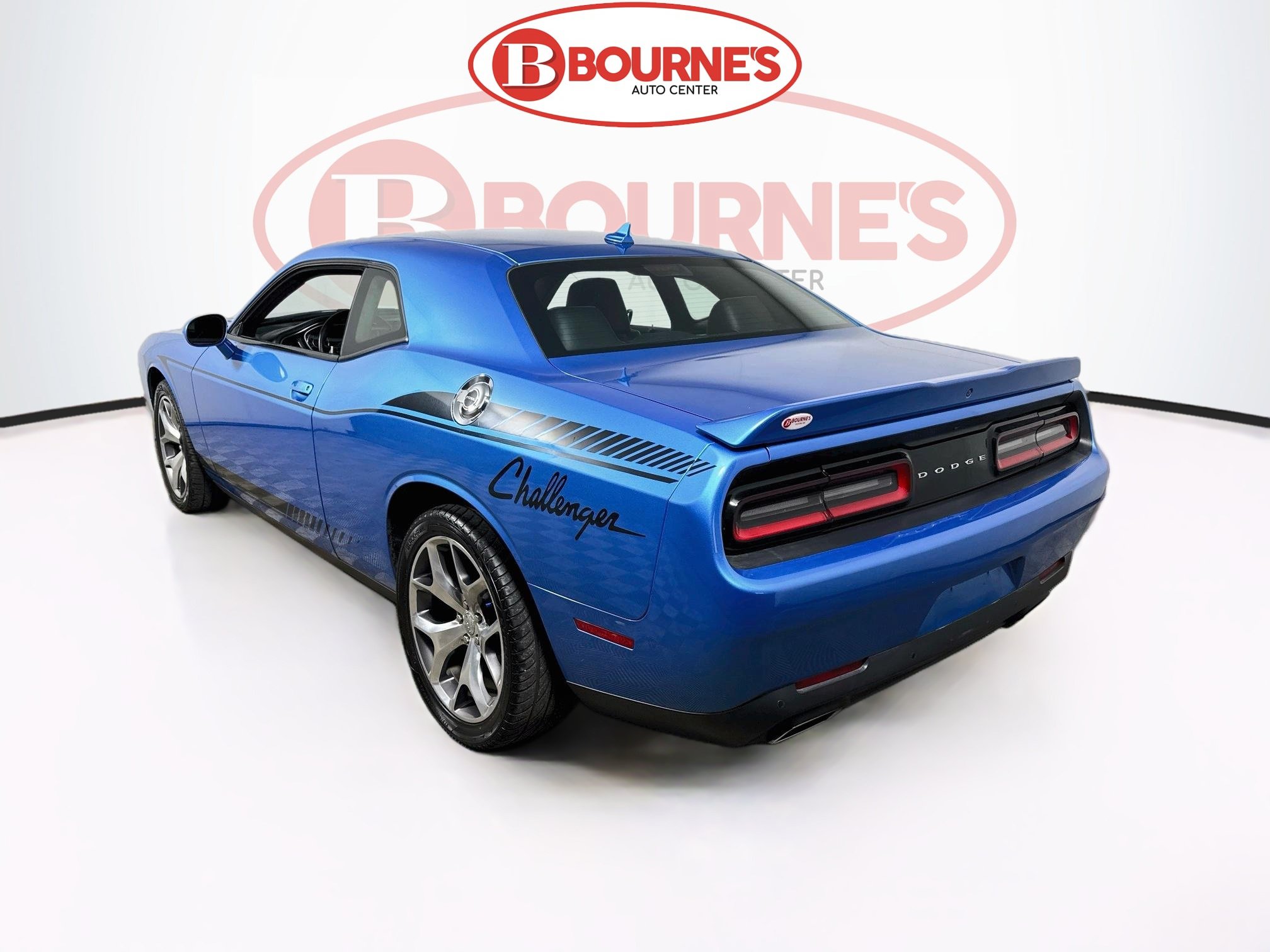 Used 2015 Dodge Challenger SXT Plus RWD image 9