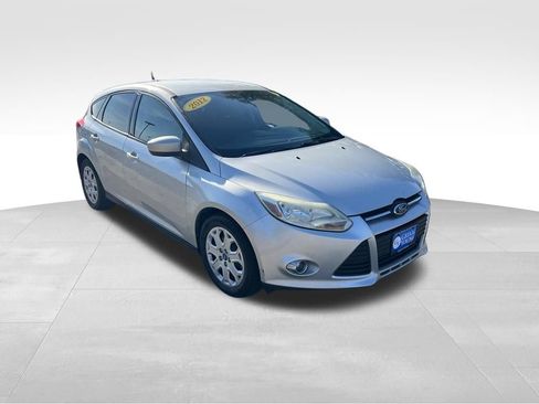 Used 2012 Ford Focus SE FWD image 8