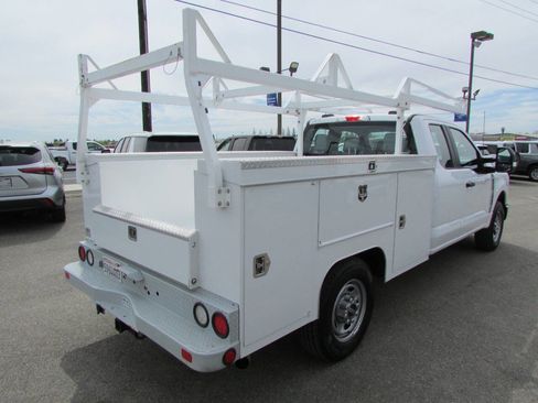 Used 2023 Ford F250 XL w/ XL Chrome Package image 9