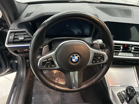 Used 2021 BMW 330i Sedan w/ M Sport Package image 10
