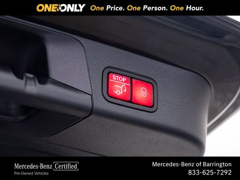 Certified 2023 Mercedes-Benz GLB 250 4MATIC image 32