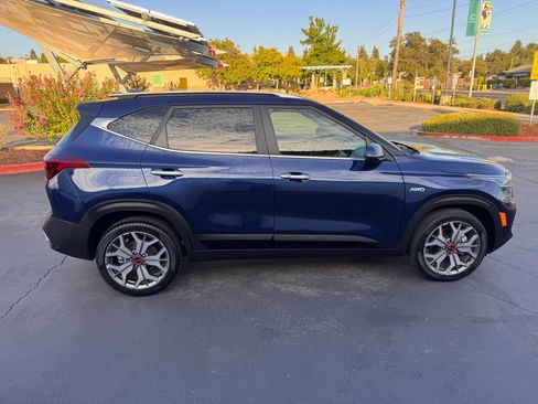 Used 2021 Kia Seltos SX AWD/4WD image 7