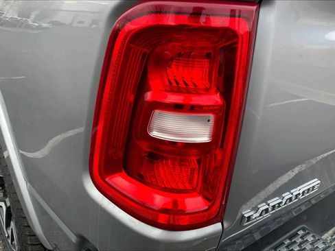 Used 2025 RAM 1500 Laramie image 27
