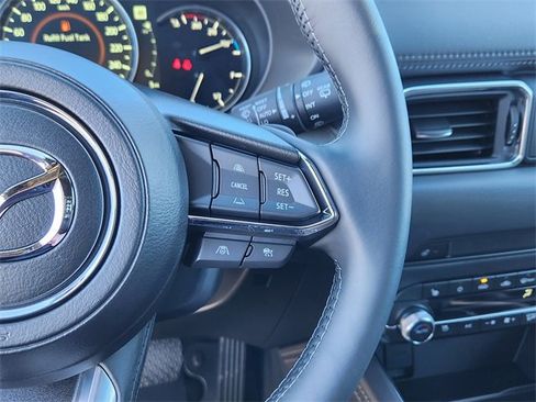 New 2025 MAZDA CX-5 Signature image 10