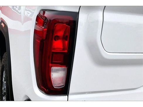 Used 2023 GMC Sierra 2500 SLE w/ SLE Value Package; image 33