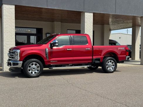 Used 2025 Ford F250 Lariat w/ Chrome Package AWD/4WD image 5