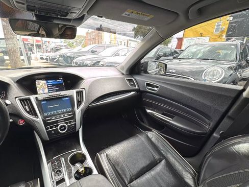Used 2020 Acura TLX V6 w/ Technology Package image 18