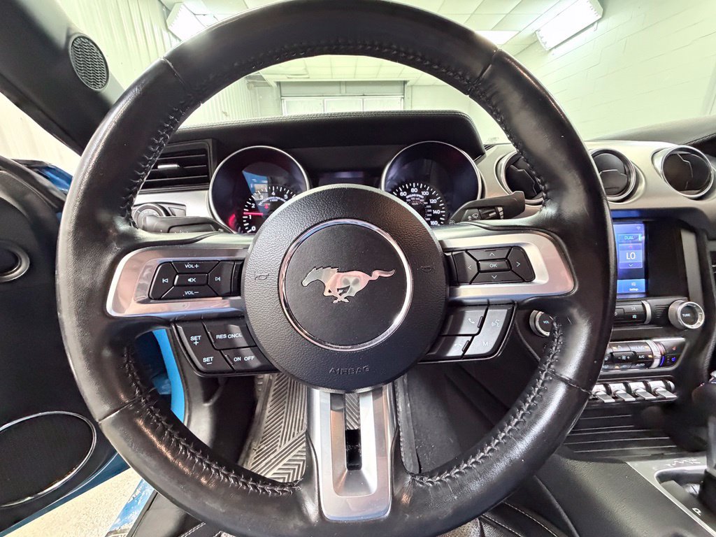Used 2022 Ford Mustang Premium RWD image 38