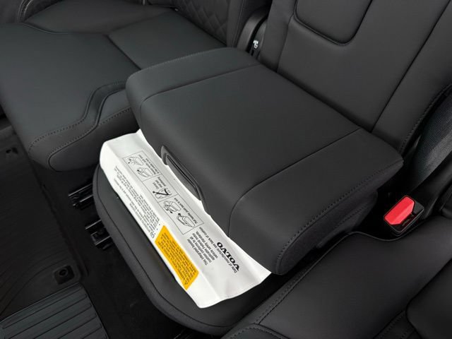 New 2026 Volvo XC90 T8 Plus w/ Protection Package Premier AWD/4WD image 28