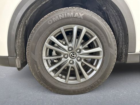 Used 2021 MAZDA CX-5 Touring image 11