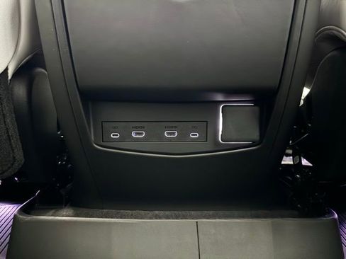 New 2026 Cadillac Escalade Platinum Luxury w/ LPO, Floor Liner Package AWD/4WD image 10