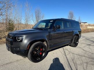 Used 2023 Land Rover Defender 130 X video 1