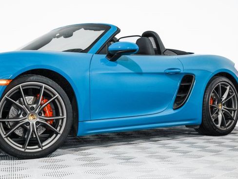 Used 2018 Porsche 718 Boxster S image 19