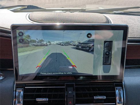 Used 2023 Lincoln Navigator L Reserve image 33