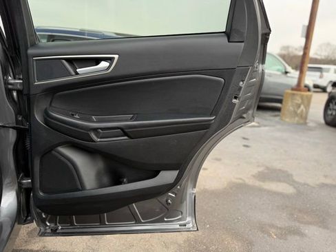 Certified 2024 Ford Edge SEL image 16