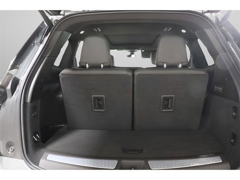 Used 2024 Cadillac XT6 Sport image 30