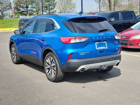 Certified 2020 Ford Escape Titanium AWD/4WD image 3