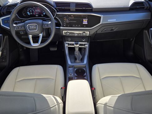 Used 2025 Audi Q3 2.0T Premium Plus w/ Premium Plus Package image 16