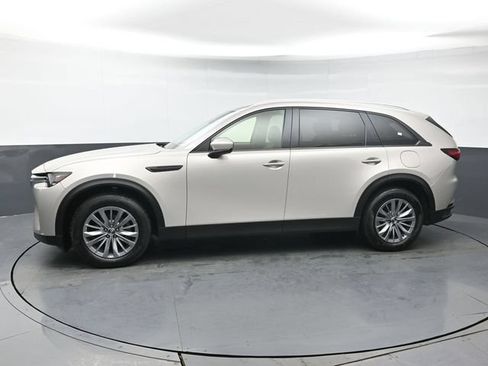 Used 2024 MAZDA CX-90 3.3 Turbo w/ Preferred Plus AWD/4WD image 2
