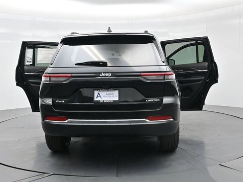 New 2025 Jeep Grand Cherokee Limited image 40