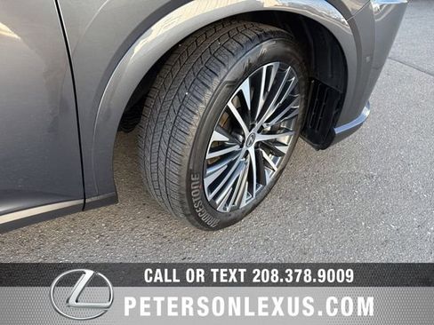 Used 2025 Lexus RX 350 Premium Plus w/ Convenience Package image 11