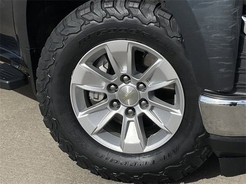 Used 2020 Chevrolet Silverado 1500 LT w/ Texas Edition image 9