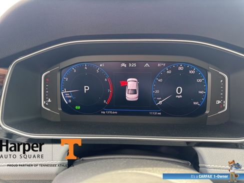 Used 2025 Volkswagen Jetta SEL image 15