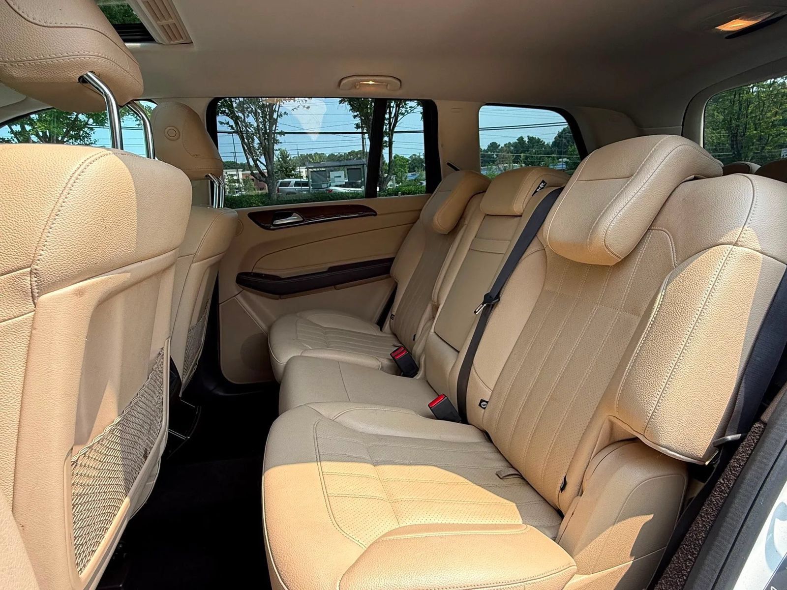 Used 2017 Mercedes-Benz GLS 450 4MATIC image 22