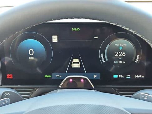 Used 2025 Hyundai Ioniq 5 SEL image 32