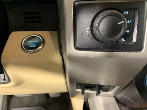 Used 2015 Ford F150 Lariat w/ Equipment Group 502A Luxury AWD/4WD image 13