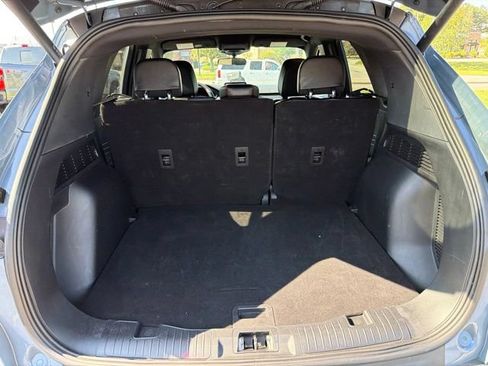 Used 2025 Ford Escape ST-Line Select AWD/4WD image 8